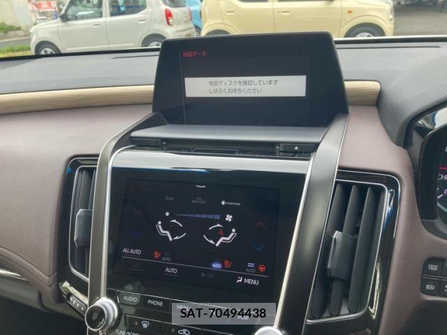 Toyota CROWN SEDAN 2019-09 6611242-14