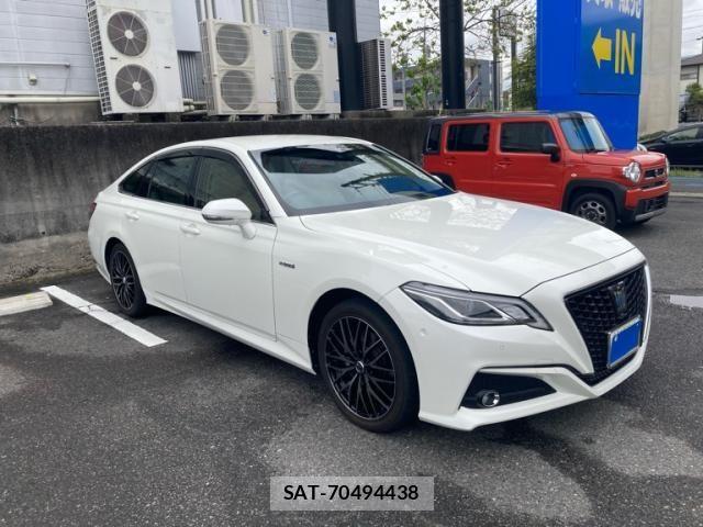 Toyota CROWN SEDAN 2019-09 6611242-1