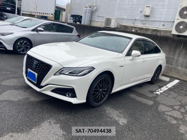Toyota CROWN SEDAN 2019-09 6611242-2