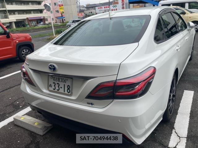 Toyota CROWN SEDAN 2019-09 6611242-4