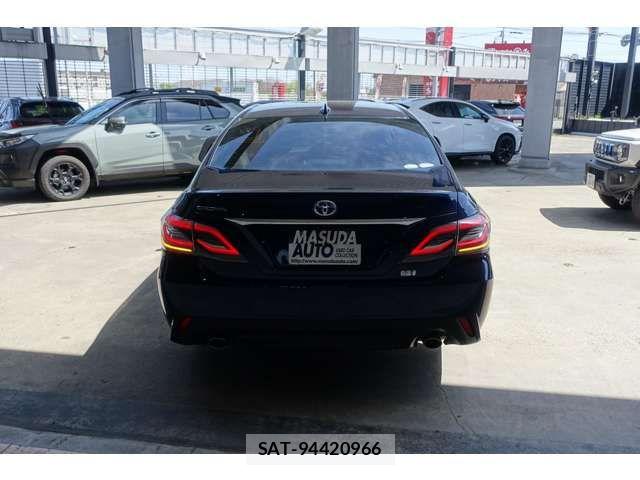 Toyota CROWN SEDAN 2020-09 6611232-5