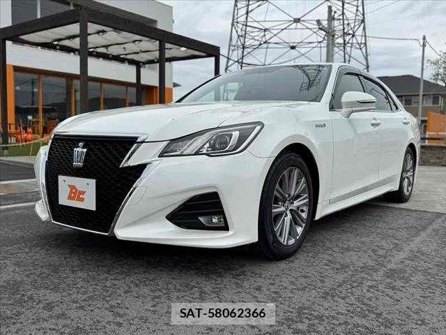 Toyota CROWN SEDAN 2016-02 6611239-9