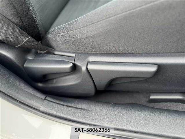 Toyota CROWN SEDAN 2016-02 6611239-29