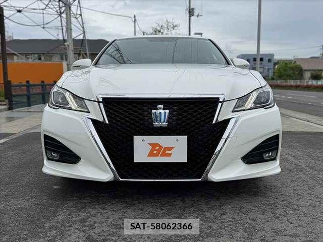 Toyota CROWN SEDAN 2016-02 6611239-8