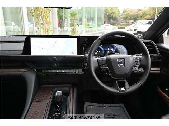 Toyota CROWN SEDAN 2024-08 6611216-10