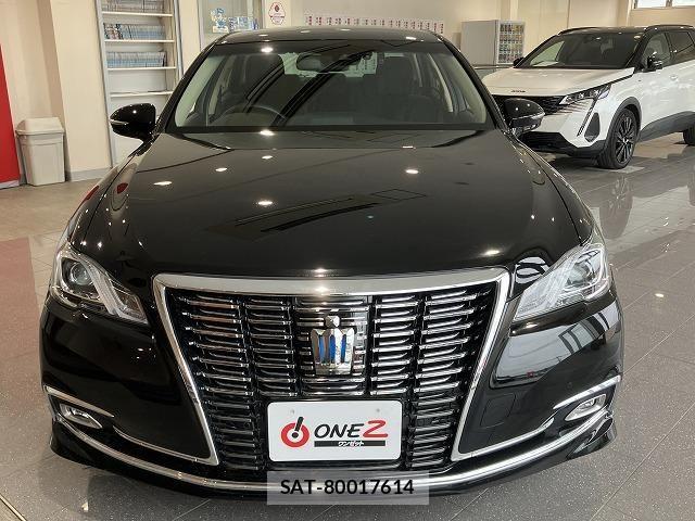 Toyota CROWN SEDAN 2017-03 6611225-9