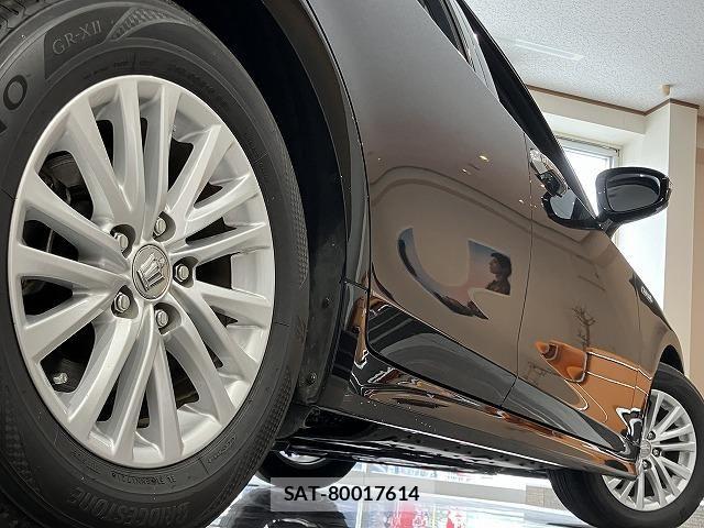 Toyota CROWN SEDAN 2017-03 6611225-12