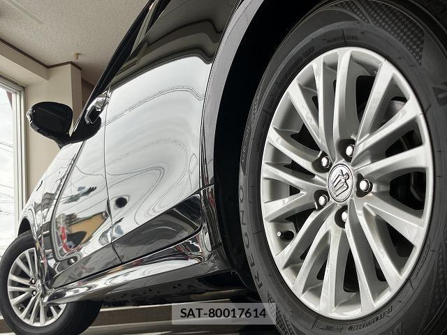 Toyota CROWN SEDAN 2017-03 6611225-13