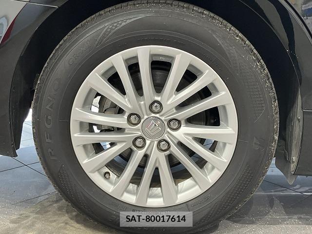 Toyota CROWN SEDAN 2017-03 6611225-17
