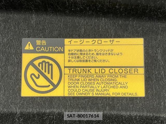 Toyota CROWN SEDAN 2017-03 6611225-20