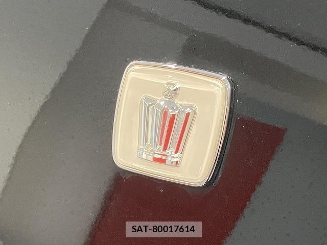 Toyota CROWN SEDAN 2017-03 6611225-22