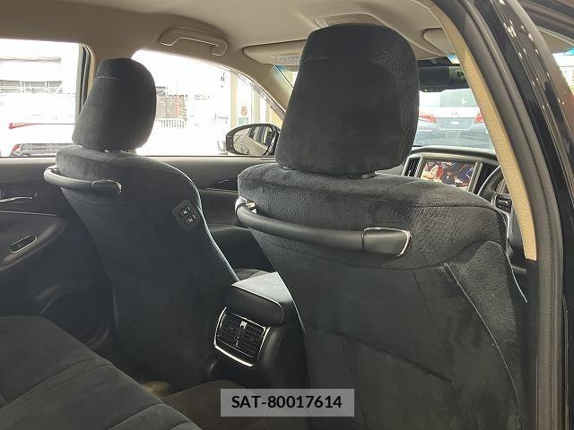Toyota CROWN SEDAN 2017-03 6611225-25