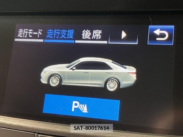 Toyota CROWN SEDAN 2017-03 6611225-6