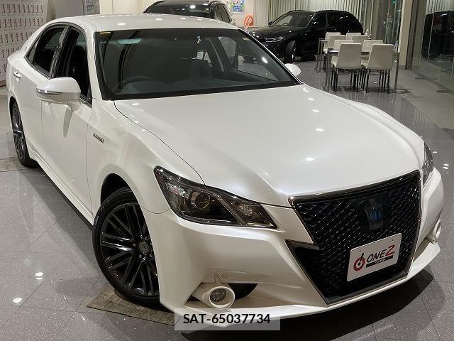 Toyota CROWN SEDAN 2015-08 6611238-12