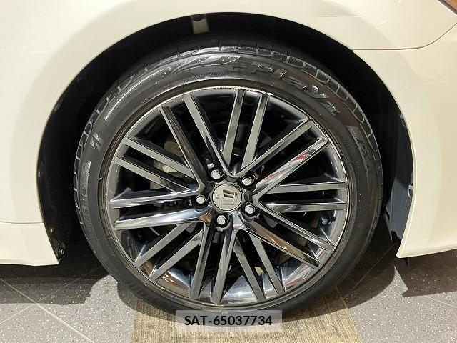 Toyota CROWN SEDAN 2015-08 6611238-15