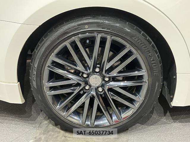Toyota CROWN SEDAN 2015-08 6611238-16