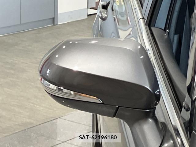 Toyota CROWN SEDAN 2020-12 6611219-22