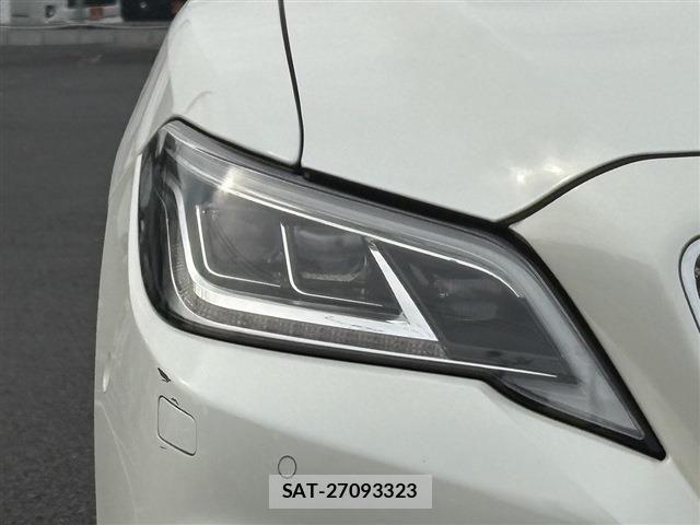 Toyota CROWN SEDAN 2019-01 6611234-25