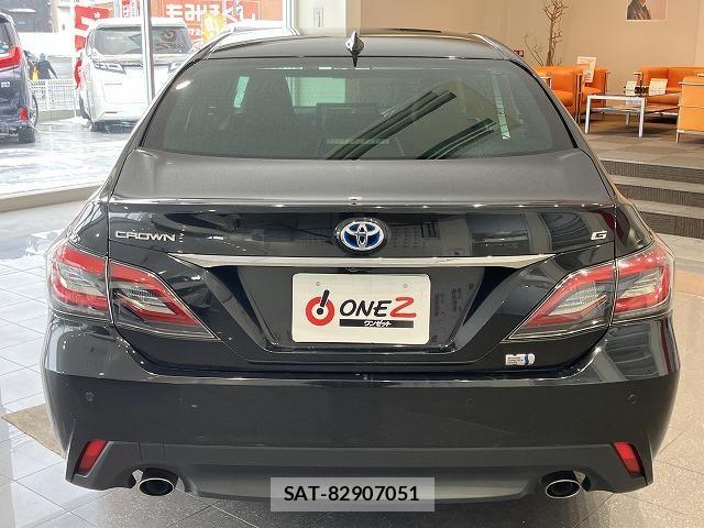 Toyota CROWN SEDAN 2022-03 6611218-12