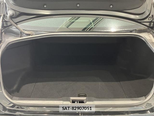 Toyota CROWN SEDAN 2022-03 6611218-26