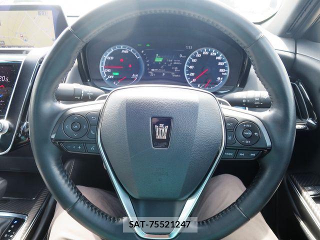 Toyota CROWN SEDAN 2019-09 6611230-12