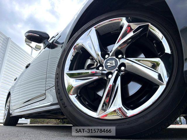 Toyota CROWN SEDAN 2019-07 6641402-15