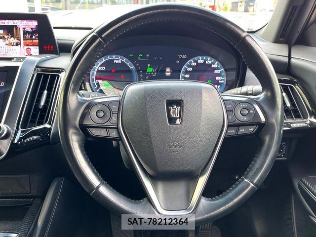 Toyota CROWN SEDAN 2018-10 6641403-9