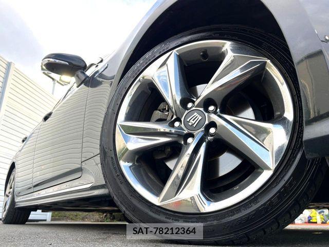 Toyota CROWN SEDAN 2018-10 6641403-14