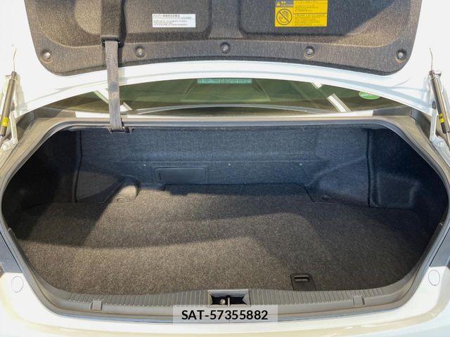 Toyota CROWN SEDAN 2015-03 6641411-9