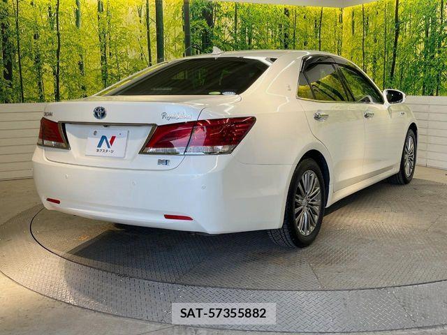Toyota CROWN SEDAN 2015-03 6641411-16