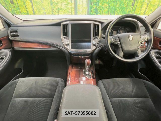 Toyota CROWN SEDAN 2015-03 6641411-1