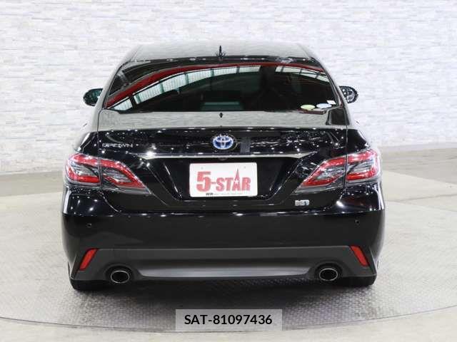 Toyota CROWN SEDAN 2021-03 6641405-14