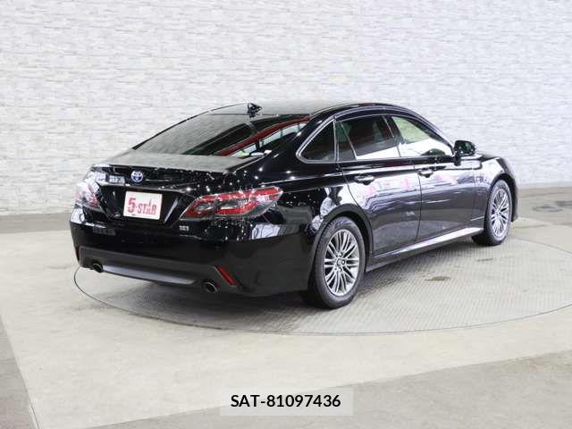 Toyota CROWN SEDAN 2021-03 6641405-16