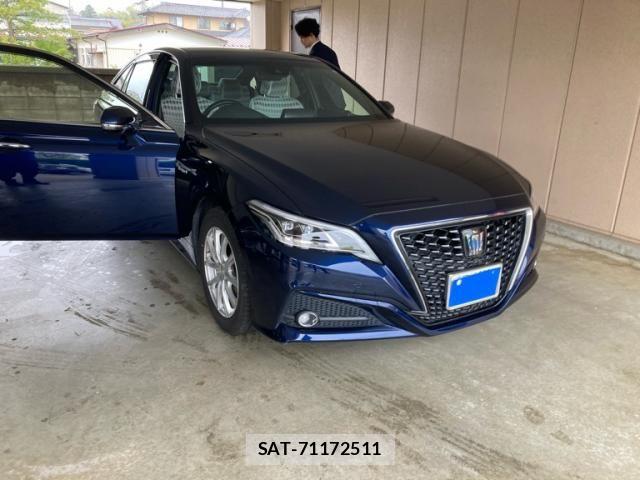 Toyota CROWN SEDAN 2019-01 6641410-0