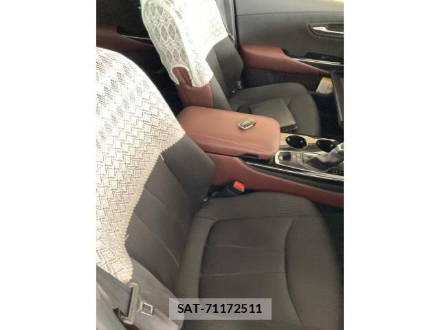 Toyota CROWN SEDAN 2019-01 6641410-18