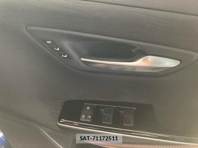 Toyota CROWN SEDAN 2019-01 6641410-22