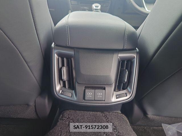 Toyota CROWN SEDAN 2021-06 6670972-18