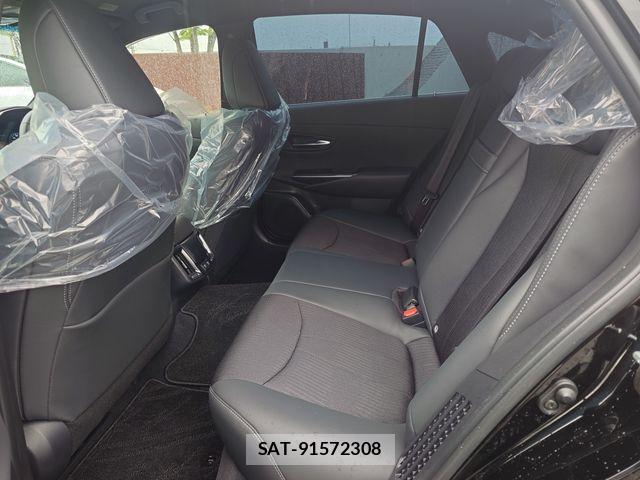 Toyota CROWN SEDAN 2021-06 6670972-19
