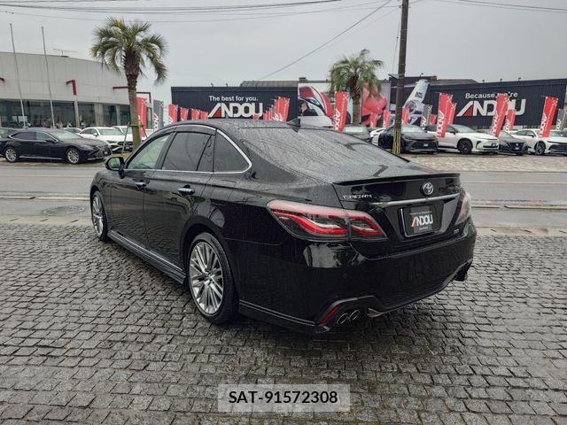 Toyota CROWN SEDAN 2021-06 6670972-2