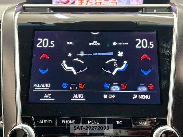 Toyota CROWN SEDAN 2018-09 6670974-9