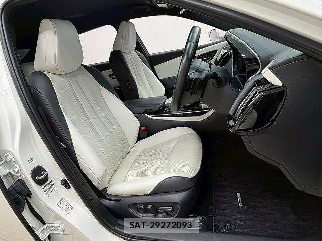 Toyota CROWN SEDAN 2018-09 6670974-4
