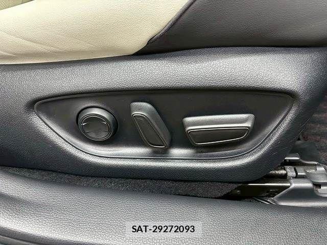 Toyota CROWN SEDAN 2018-09 6670974-8