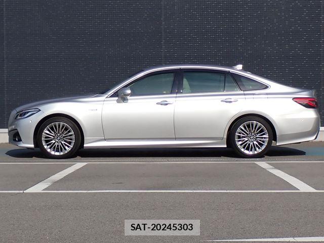 Toyota CROWN SEDAN 2018-11 6670976-18
