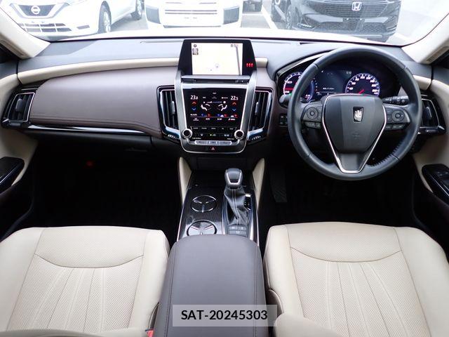 Toyota CROWN SEDAN 2018-11 6670976-1