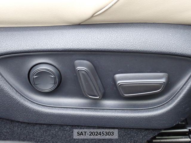 Toyota CROWN SEDAN 2018-11 6670976-22