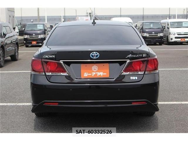 Toyota CROWN SEDAN 2015-02 6670982-12