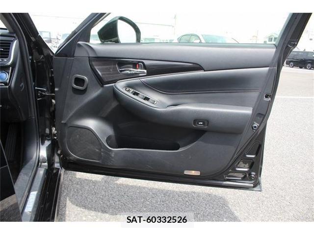 Toyota CROWN SEDAN 2015-02 6670982-19