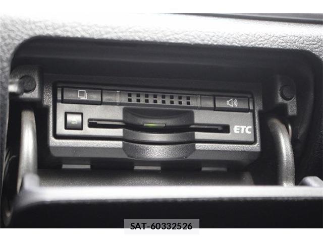 Toyota CROWN SEDAN 2015-02 6670982-3
