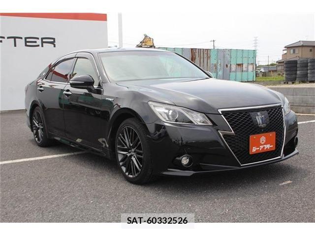 Toyota CROWN SEDAN 2015-02 6670982-7