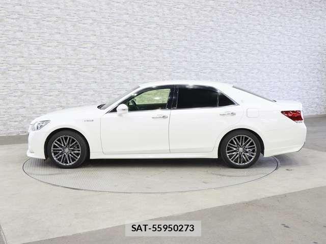 Toyota CROWN SEDAN 2013-10 6675497-12